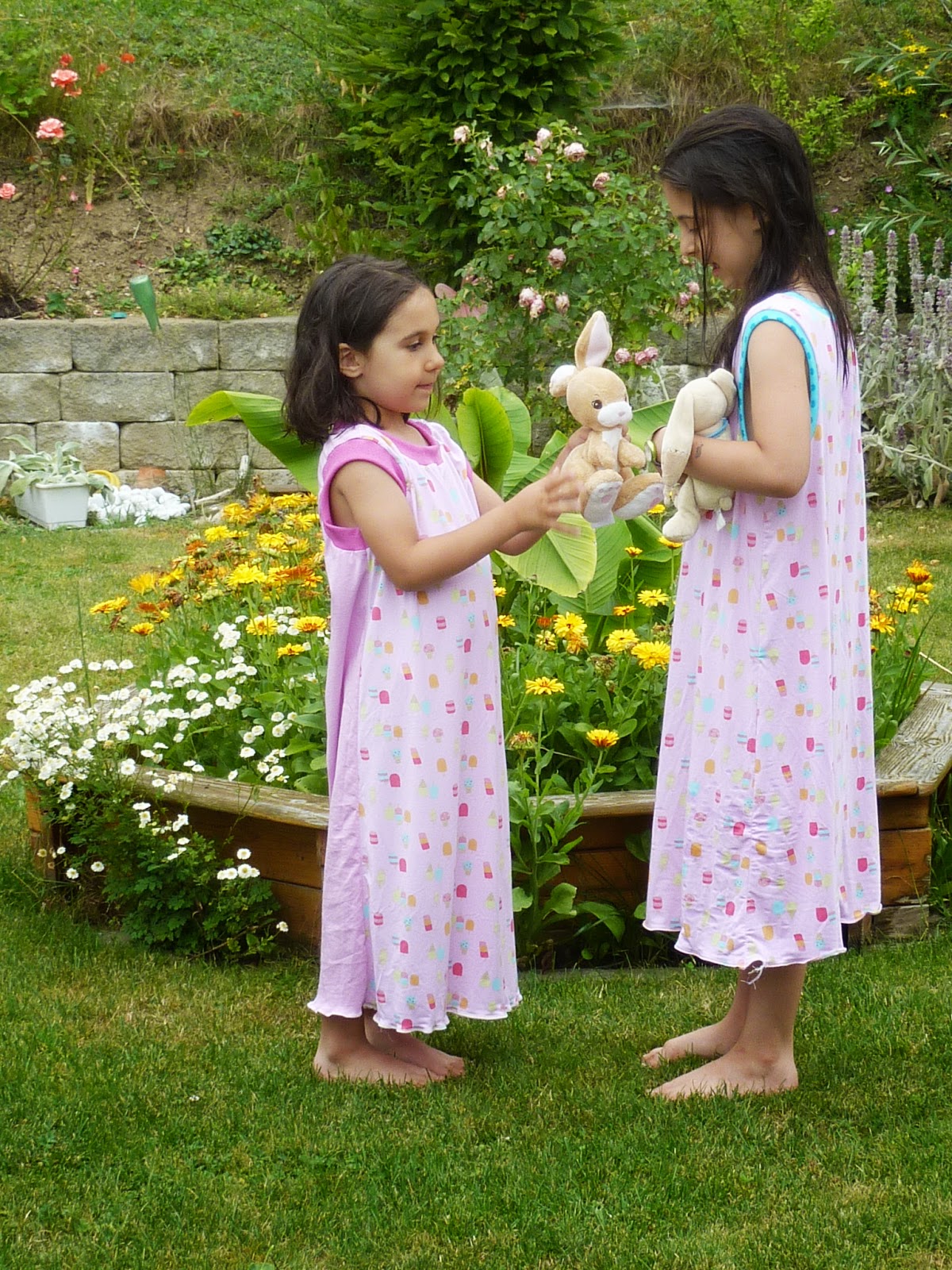 PASHOP 2 Stück Nachthemden Mädchen - Prinzessin Schlafanzug Mit Fliegenden Ärmeln