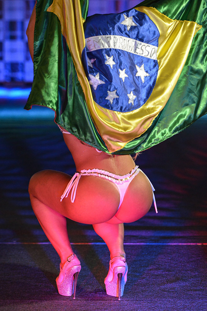 Порно Мега Попы Бразилии