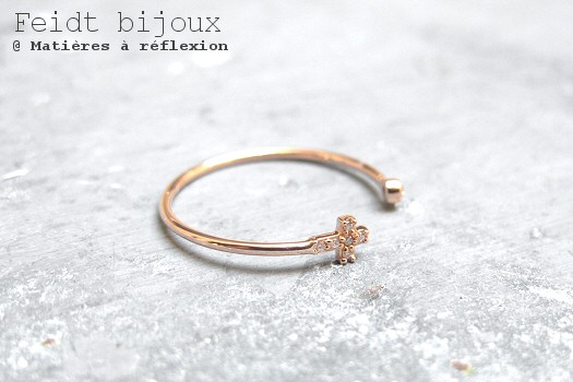 Bague Feidt Paris croix or rose