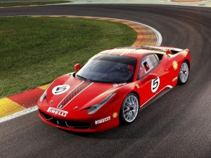 Mobil Ferrari 2011 Ferrari 458 Challenge