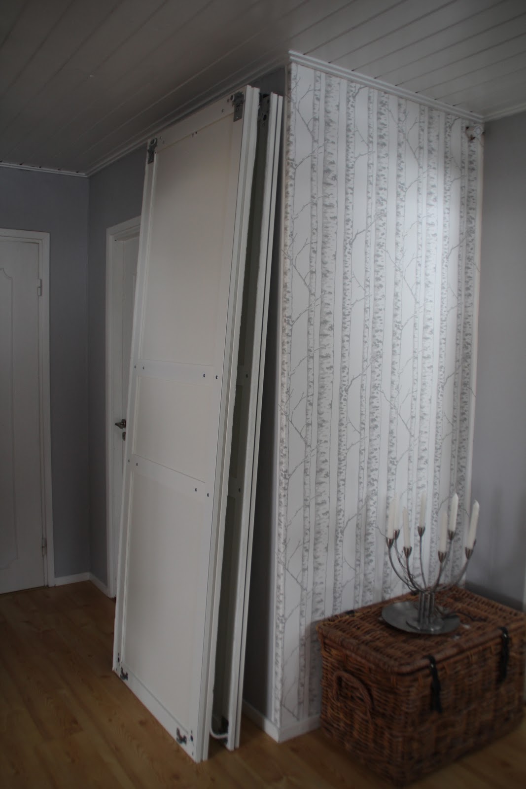 Bellas väg tillbaka: Ãntligen är skjutdörrarna pÃ¥ plats...