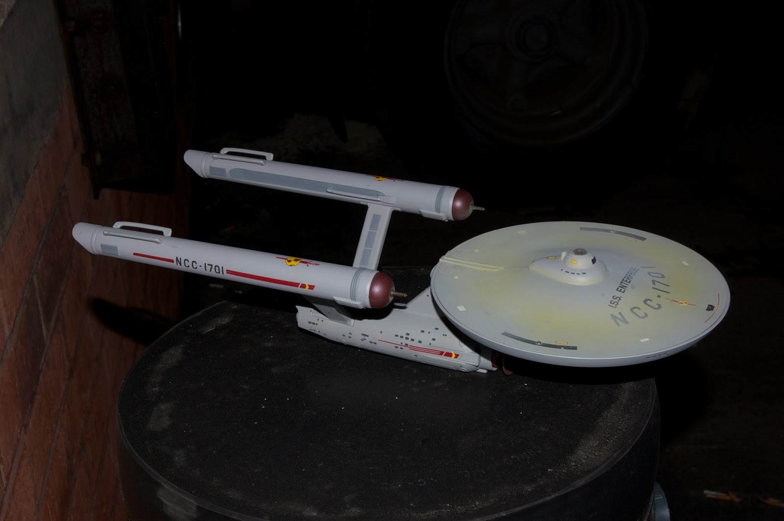 In a Mirror, Darkly - Wikipedia