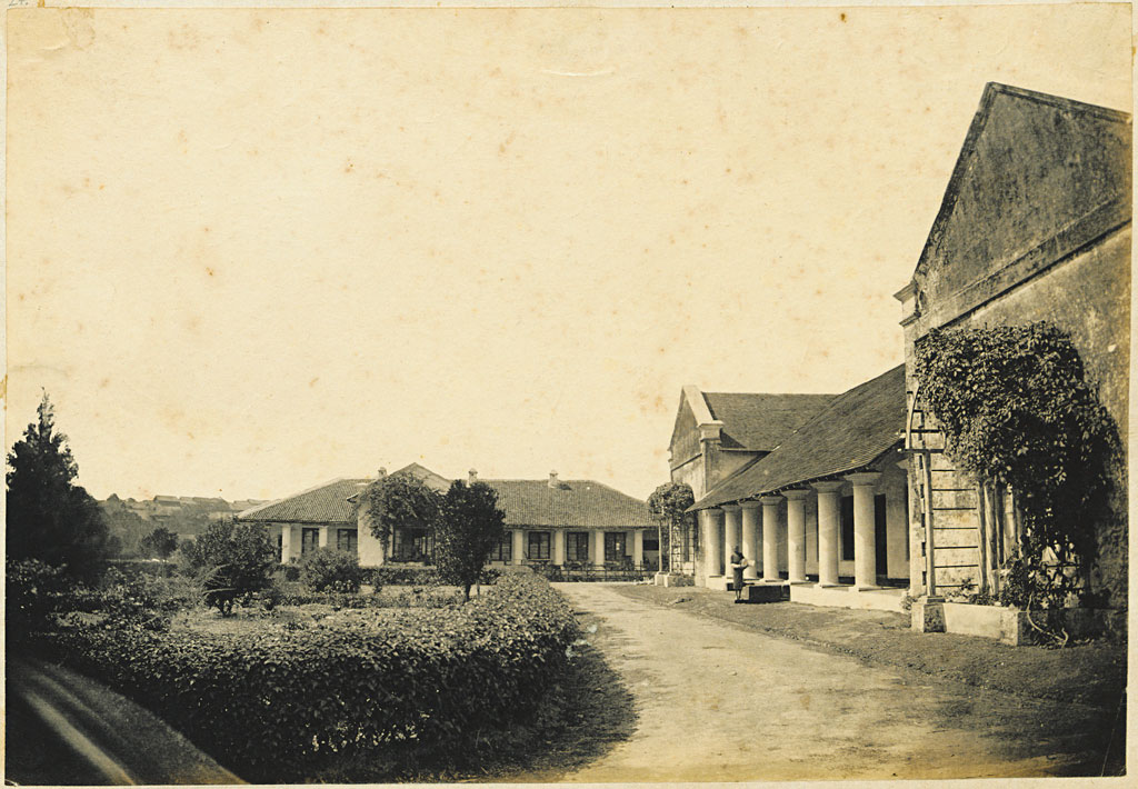 Mercara in History - a Photographic Memory | CoorgBook