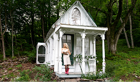 Love Design Company The Tiny White Cottage