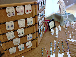 Birdy Chat: Jewelry Craft Show Displays
