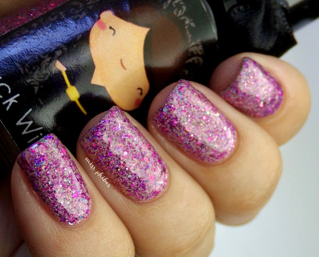 Black Widow de Esmaltes da Kelly