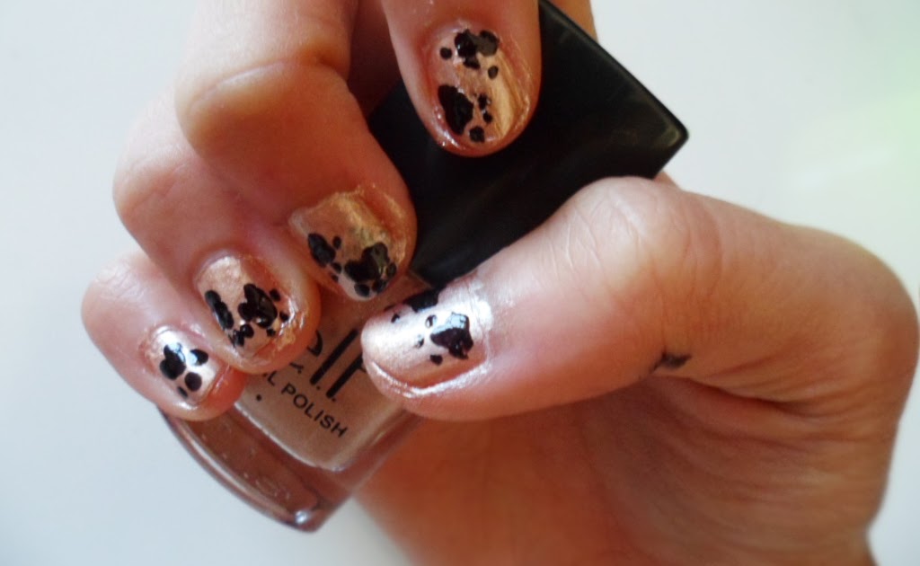 4. Paw Print Nail Design Tutorial for Beginners - wide 7