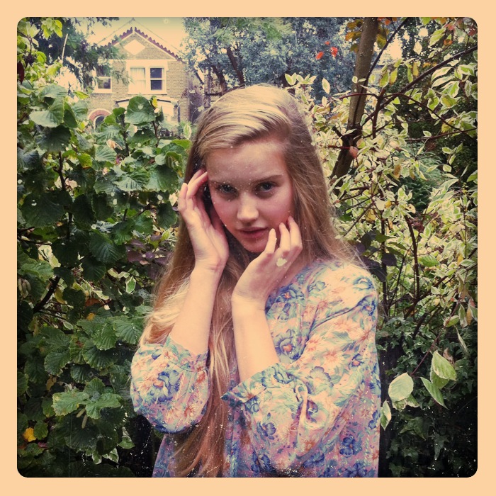 Alice in Wonderland: A Daisy, Jessie, Kathleen, Timea & A Vikky! My