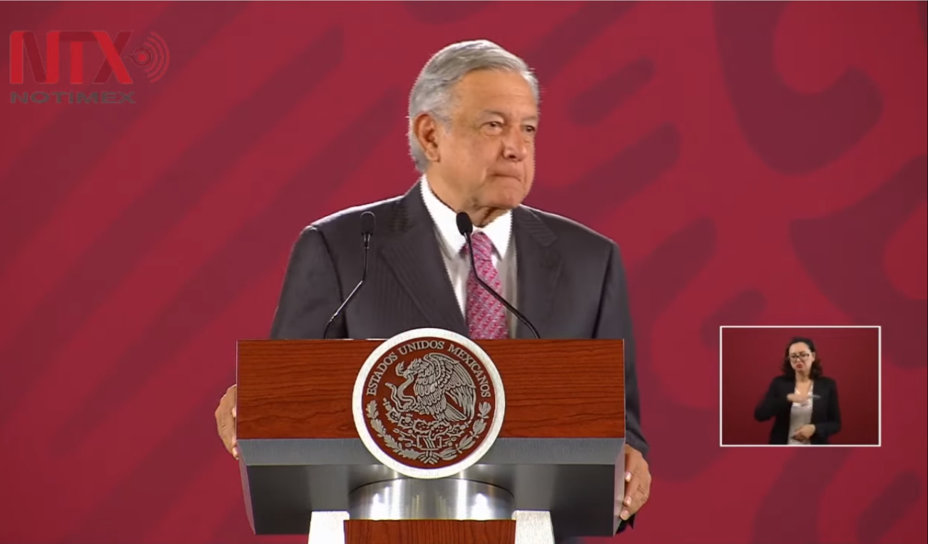Obrador promete que  ratificará ante notario  firma  de no reelegirse