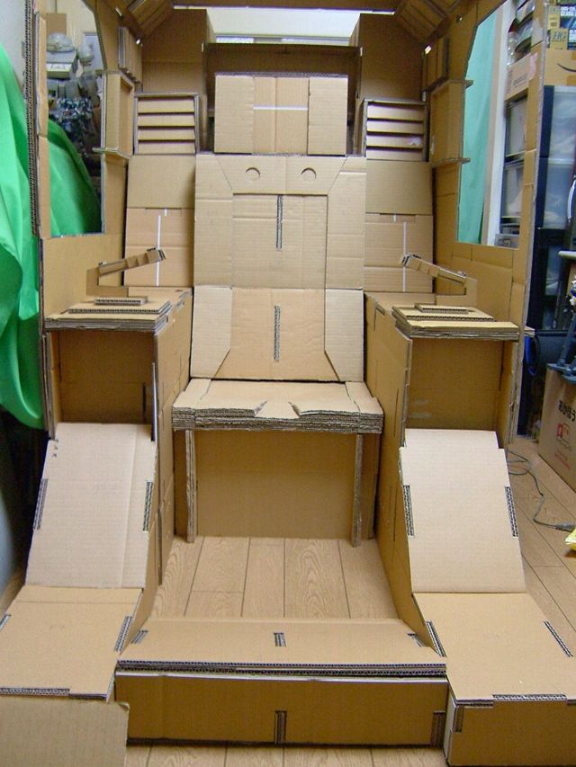 Cardboard Box Gundam