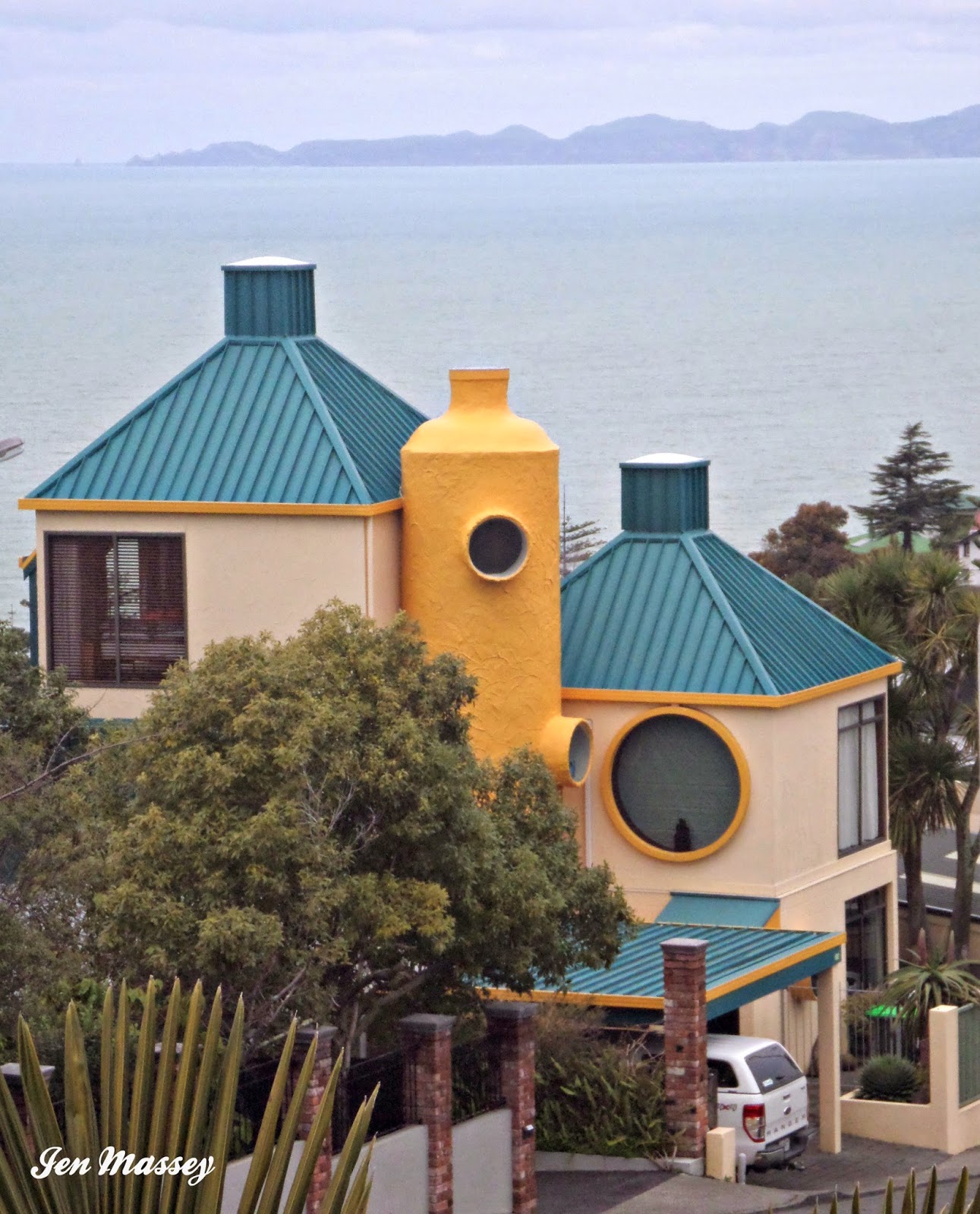 Napier Daily Photo A House on Bluff Hill