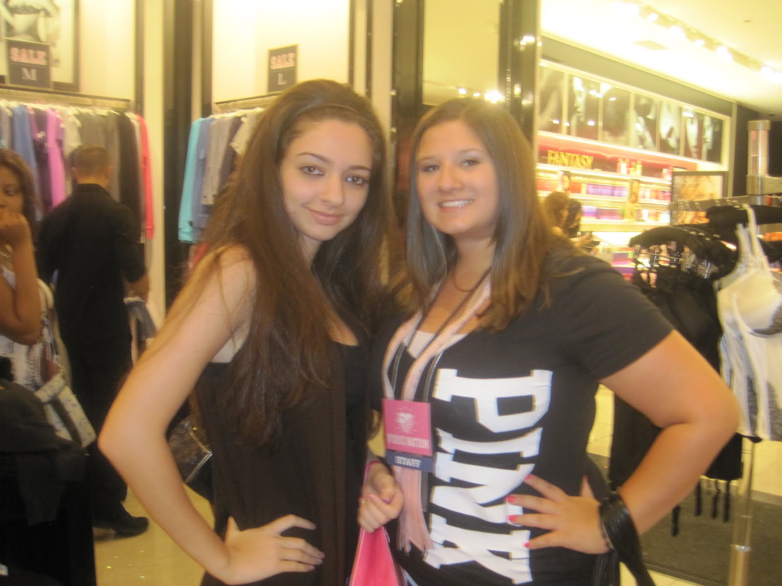 Heart ♡ Danielle Confessions of a Victoria Secret Associate