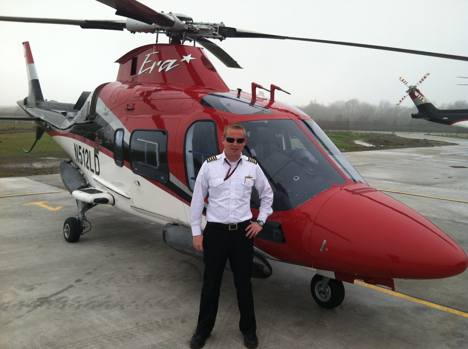 BELL 206 HELICOPTER PILOT JOBS Wroc?awski Informator