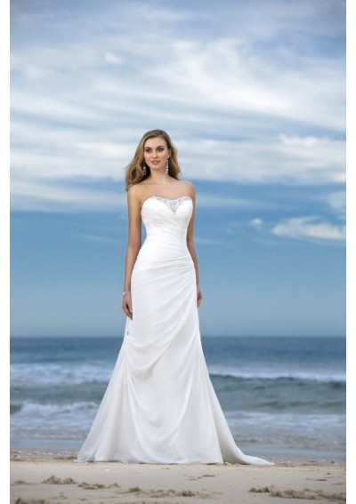 Summer wedding dresses news of 2012 Let see how amazing these dresses are