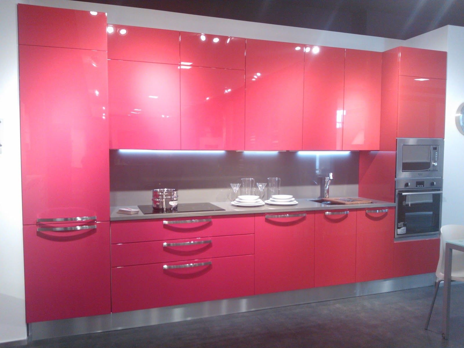 DOMUS ARREDI: EXTRA, la Veneta Cucina laccata lucido per soddisfare ... DOMUS ARREDI: EXTRA, la Veneta Cucina laccata lucido per soddisfare ...