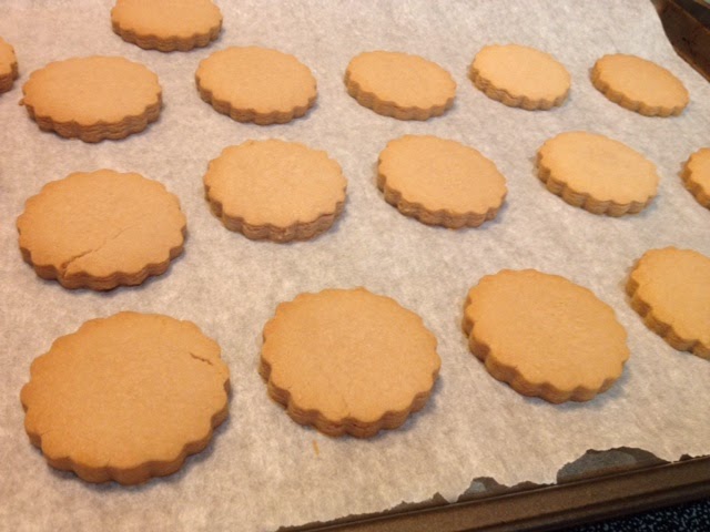 Peanut butter bonfire recipes banana chocolate night mores Herbs, Spices and Tradition: HAVE-SUM-MORE CHRISTMAS COOKIES