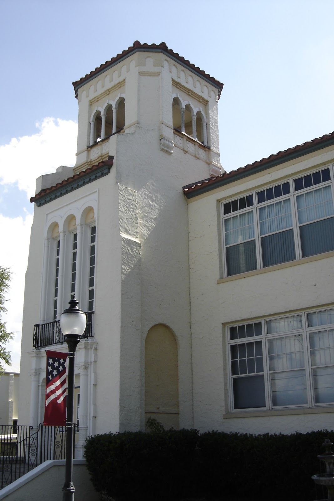 Places To Go, Buildings To See Frostproof High School / City Hall Frostproof Florida