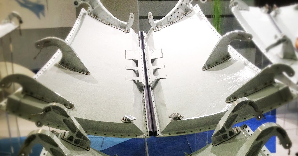 A350 XWB News Nose landing gear doors for the A350 XWB are made in
