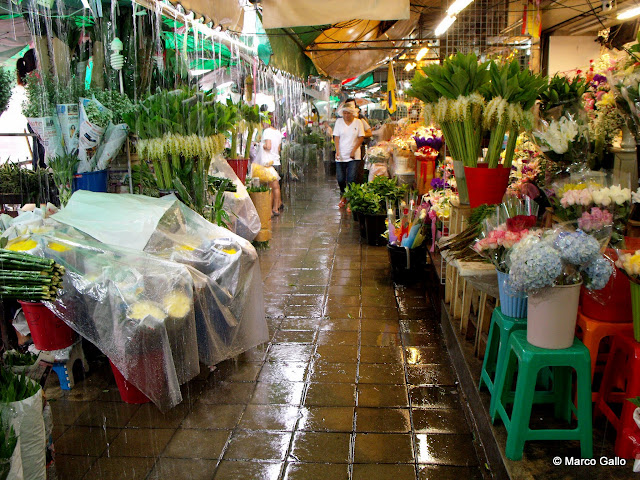 MERCADO DE LAS FLORES PAK KHLONG TALAT, BANGKOK. TAILANDIA