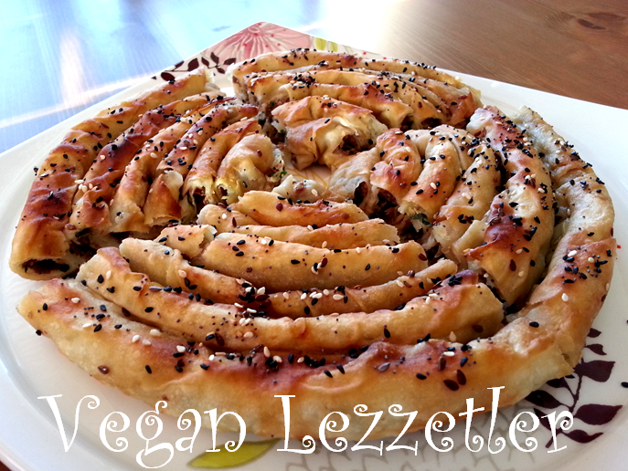 Vegan Lezzetler Soya Kıymalı Rulo Börek