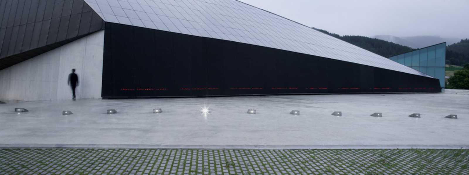 Btek Technology Interpretation Centre By Acxt Aasarchitecture