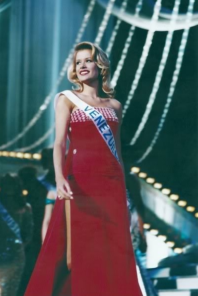 +++ GODDESS OF 1997 - TOP 5 - VOTE 4 WINNER Miss+Internacional+1997%252C+Consuelo+Adler+Hern%25C3%25A1ndez