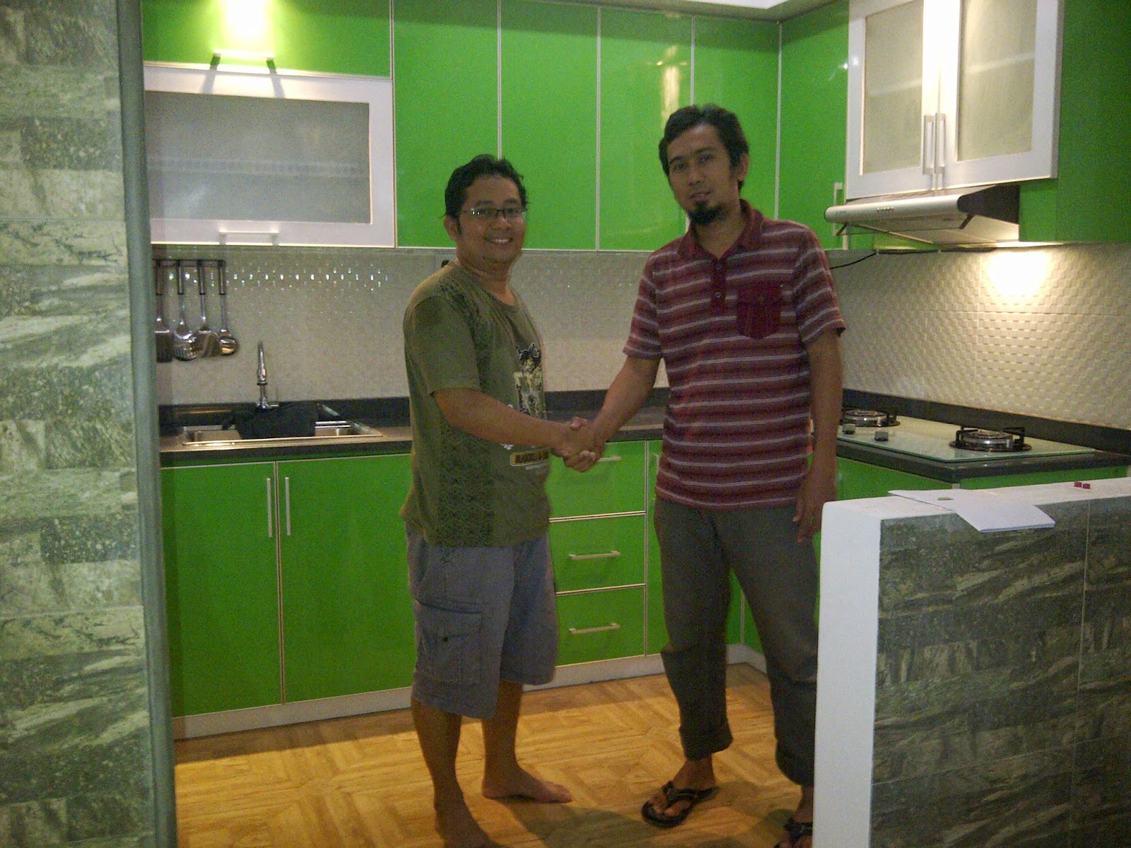 Model dapur minimalis warna hijau - Jasa Kitchen Set Murah