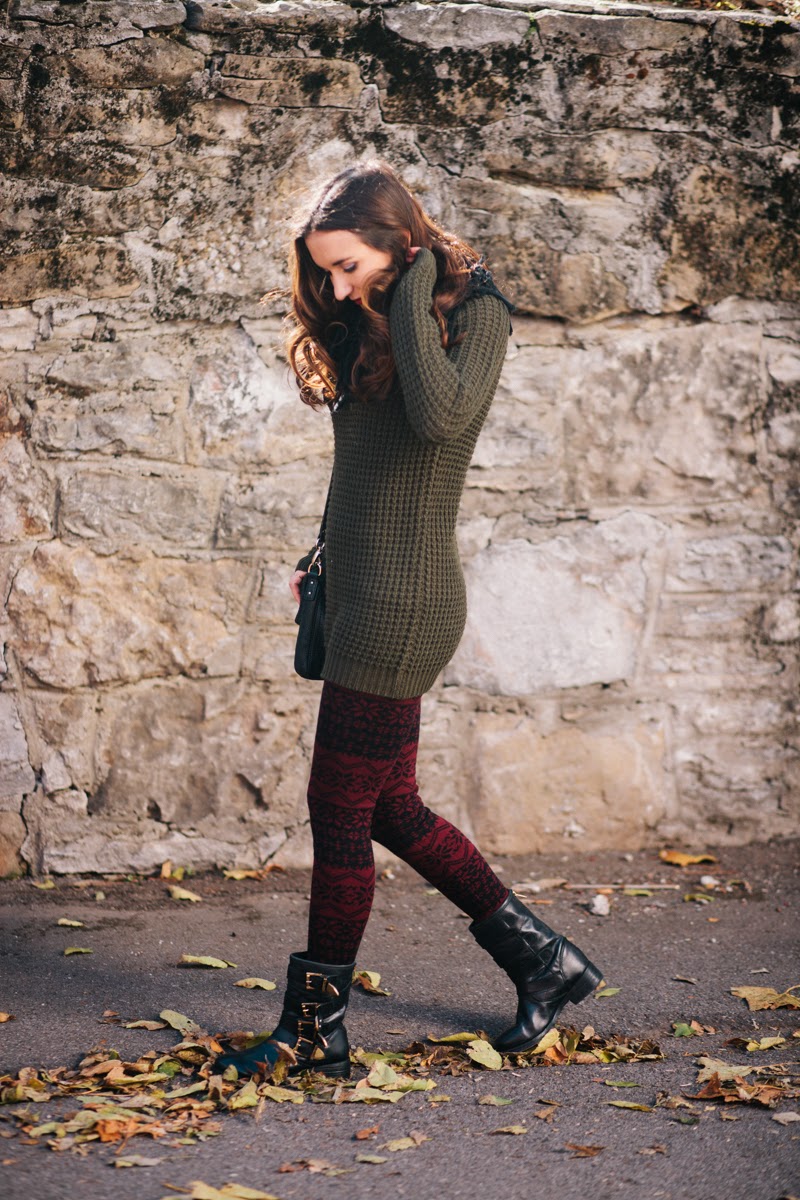 sweater leggings, arm green sweater, motorcycle boots, gold buckle boots, kate spade cross body, kate spade cobble hill purse, fall fashion, fall style