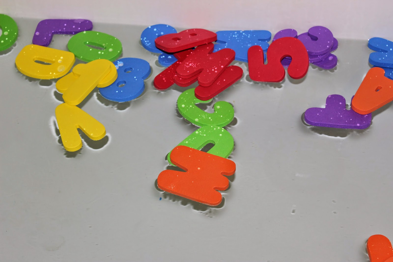 Trying To Go Green BRILLIANT BABYZ Bath Organizer with Bath Letters