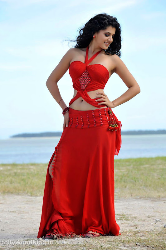 Tapsee Super Hot Photos in Veera hot images
