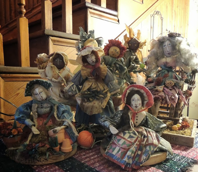Hopalong Hollow Gazette Corn husk dolls