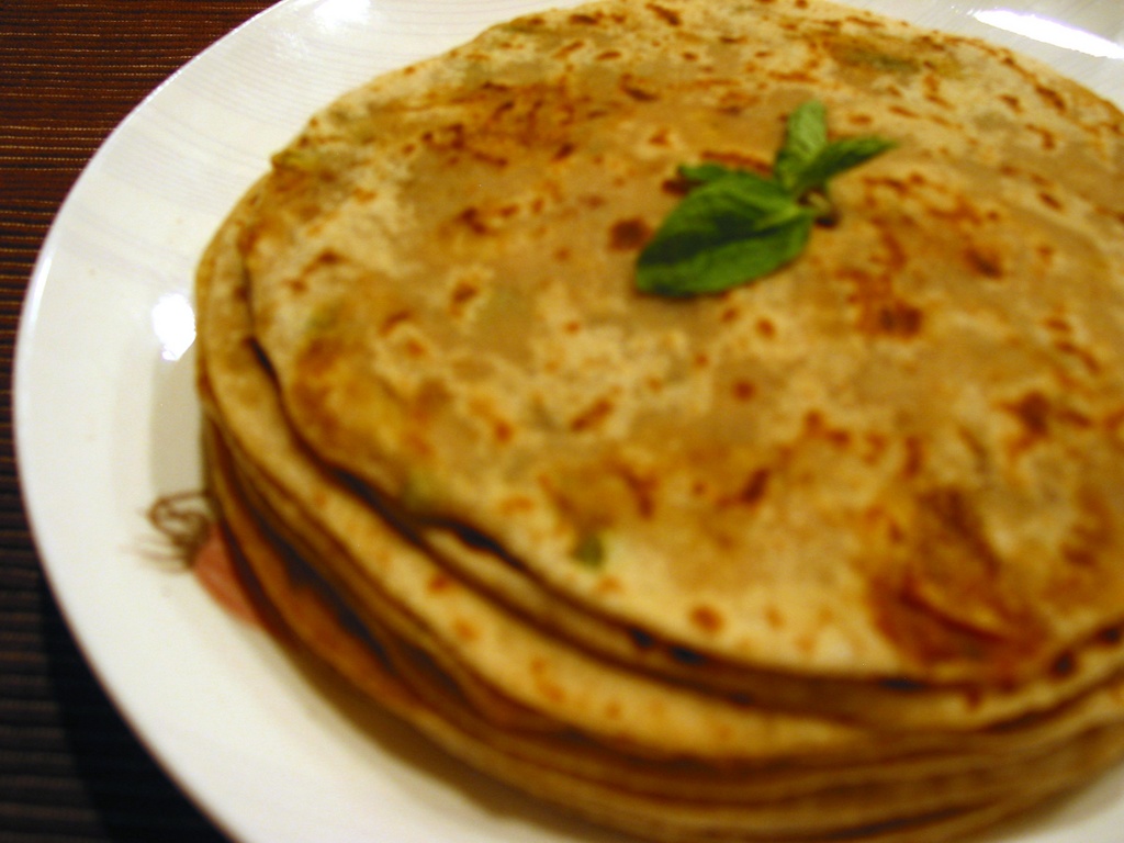 Aloo Paratha (Indian Potato Bread) Recipe — Dishmaps