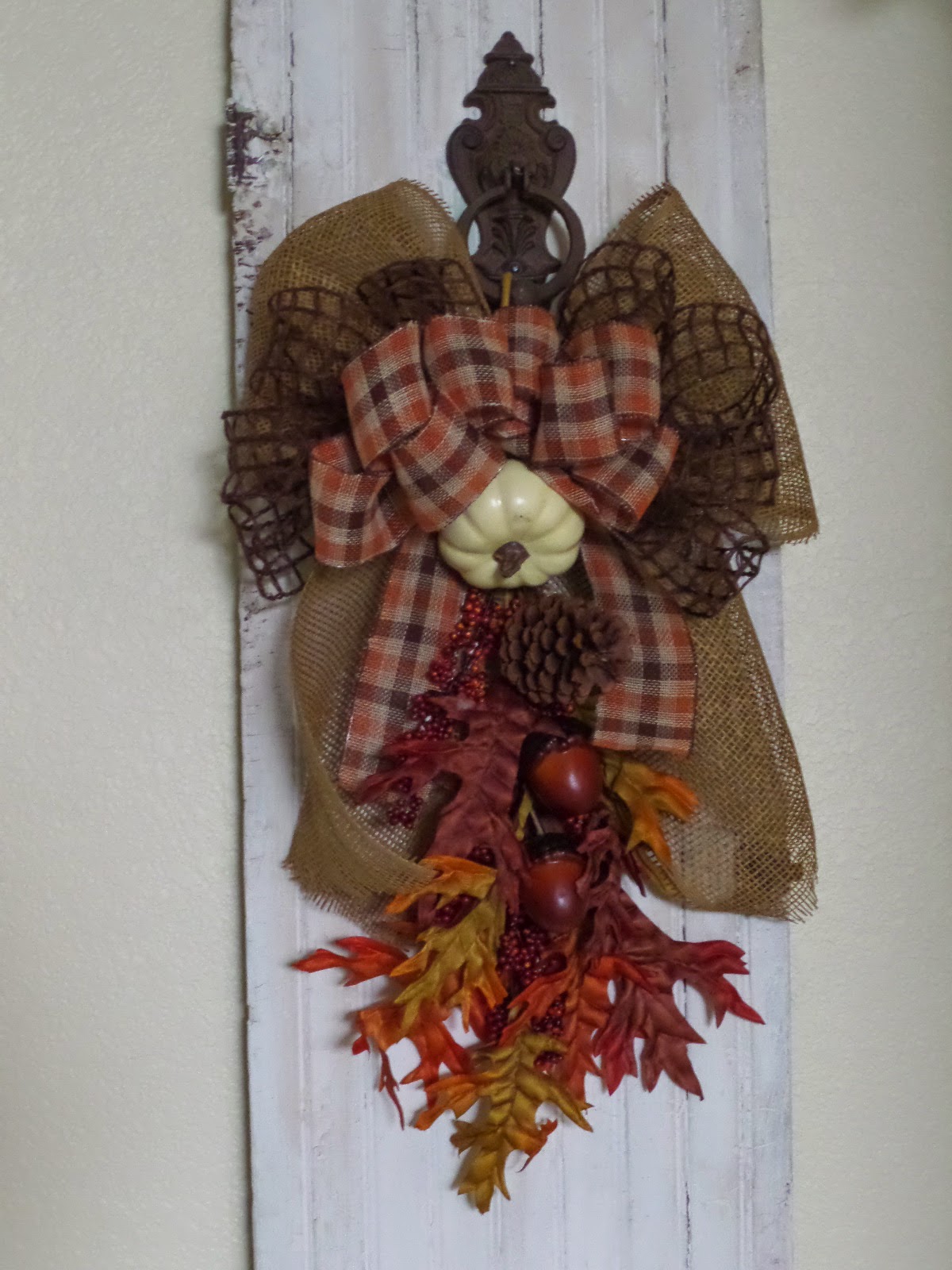 Im a Project Junkie How to Make Decorative Bows For Fall Door Decor