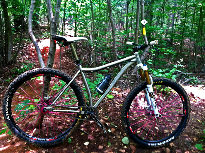 mtb saddle bag dropper post