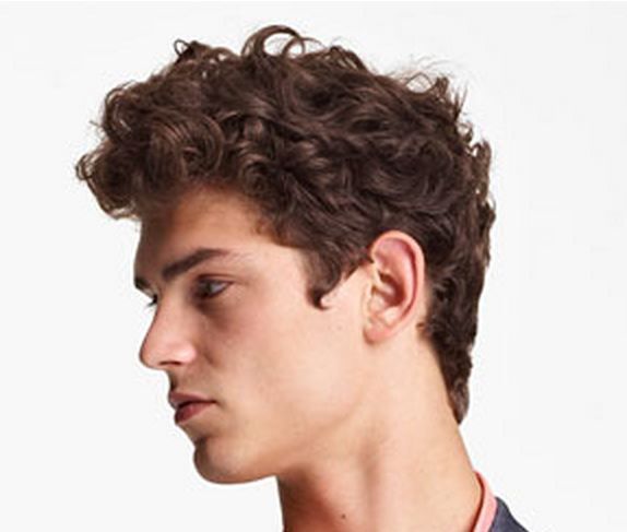 Curly Hairstyles Men Short Model Wavy