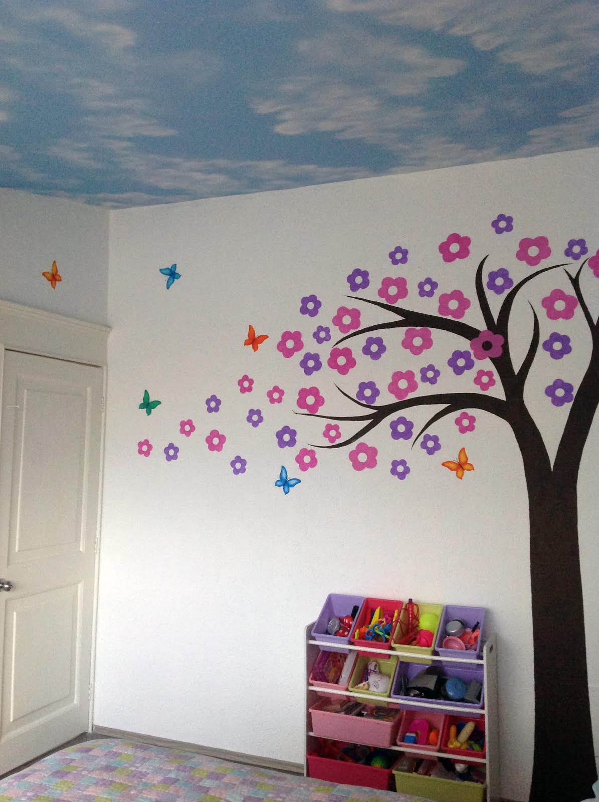 MURAL RECAMARA INFANTIL