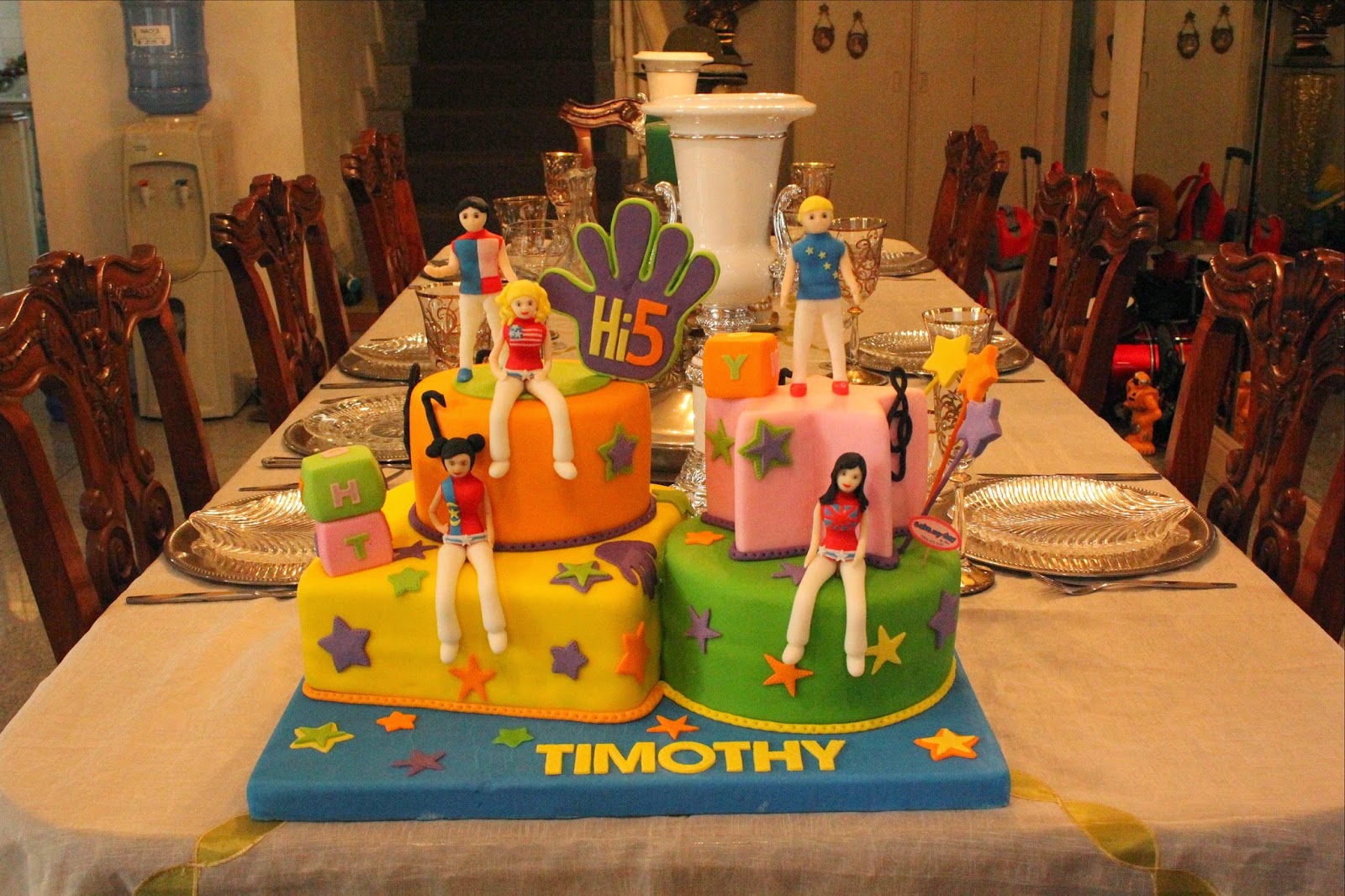 Stay, Stray, Play and Feast Cake My Day & Graceland Baker’s Plaza