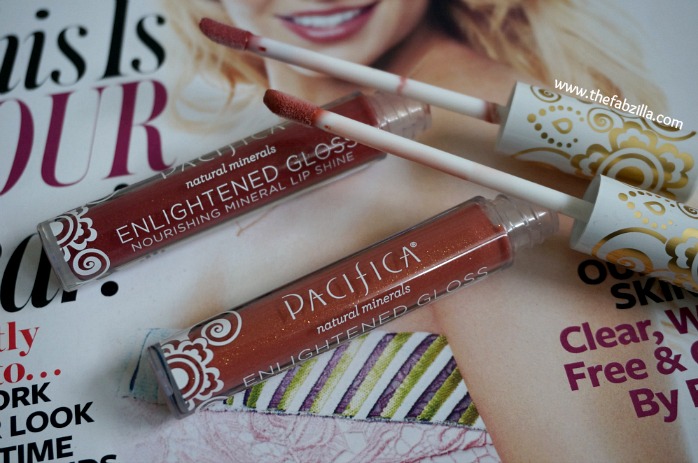 pacifica natural mineral enlightened gloss, review,swatch,nudist,ravish