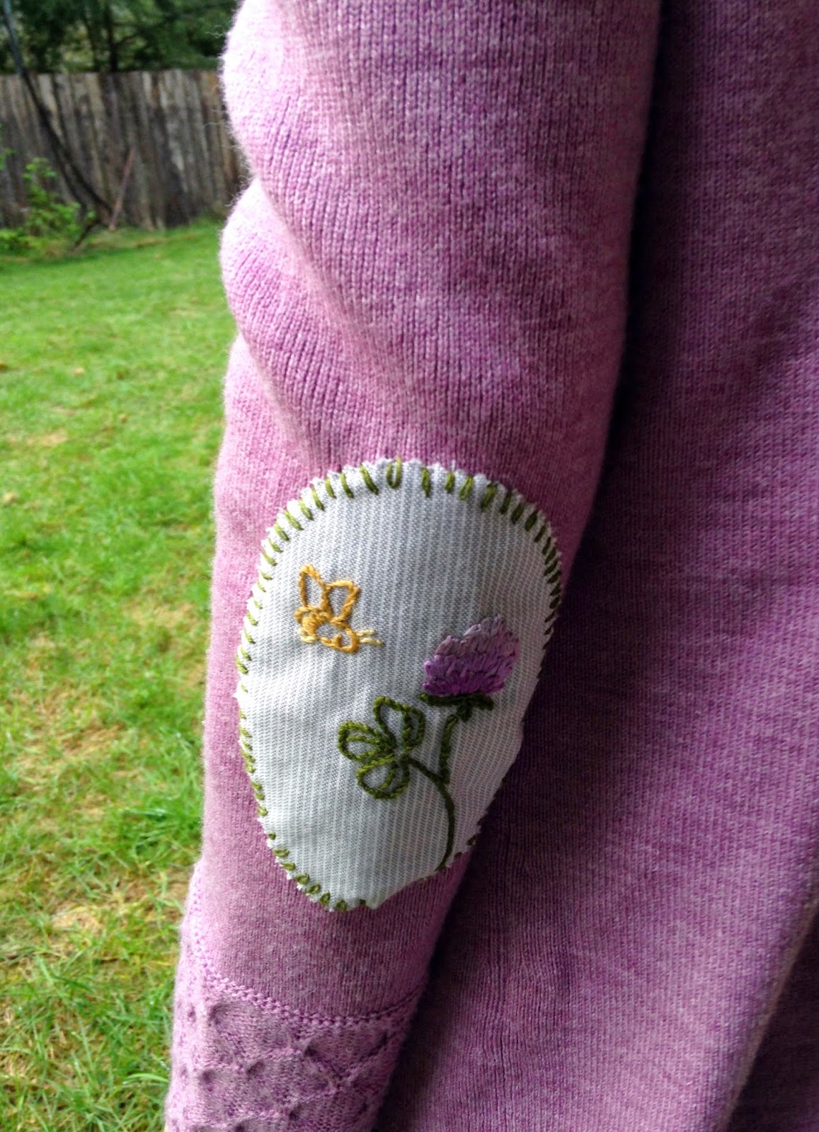 feeling stitchy Thimblenest Thursdays Embroidered elbow patch tutorial