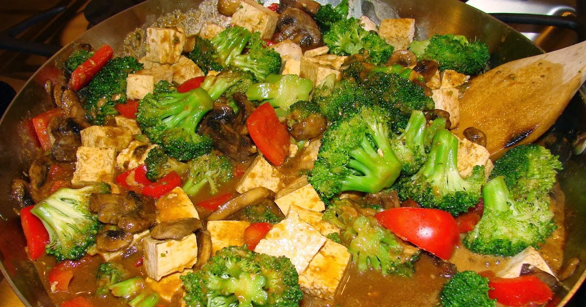Granola Family Tofu & Vegetables in Peanut Sauce