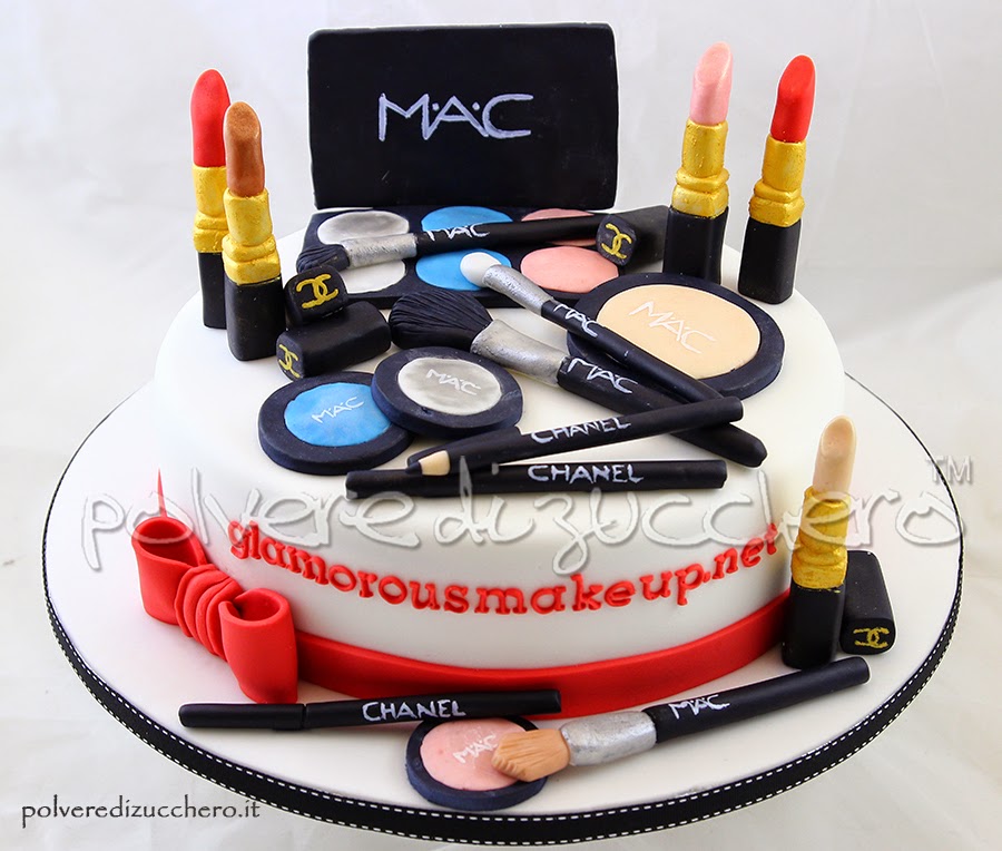 Torta con i trucchi: MAC and Chanel makeup cake