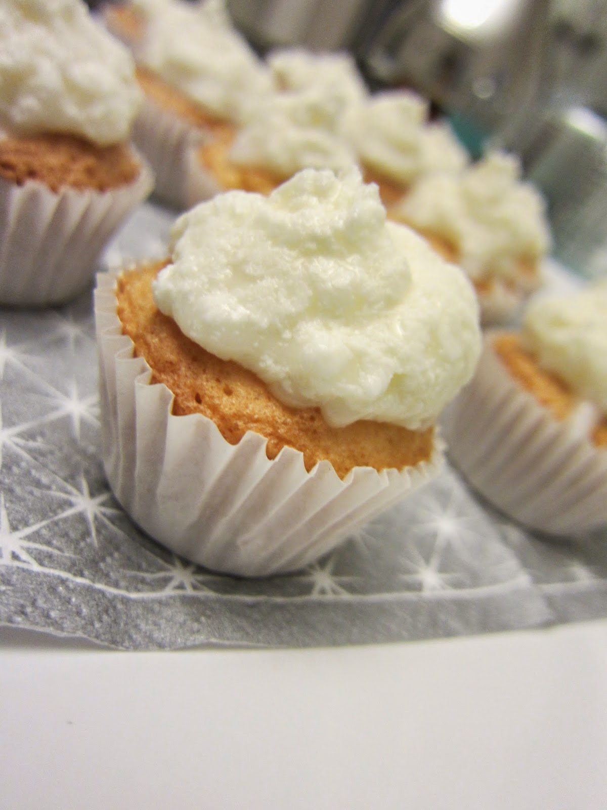 On The Tart Side Angel Food Cupcakes 2 Ways with 1 Box of Mix!