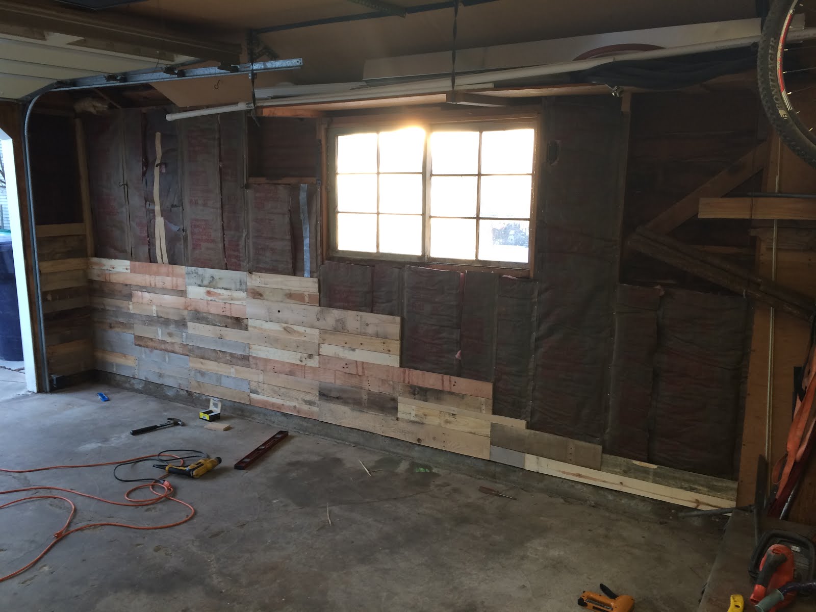 Carson's Blog Garage Pallet Wood Wall Build (in progress)