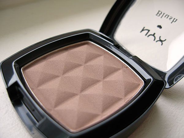 nyx blush taupe