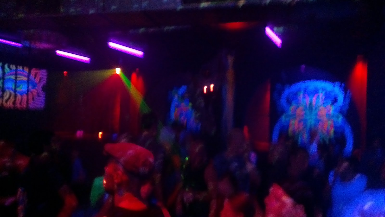 Miss Natasha Enquist Electro Accordion Chanteuse Welcome To Berlin