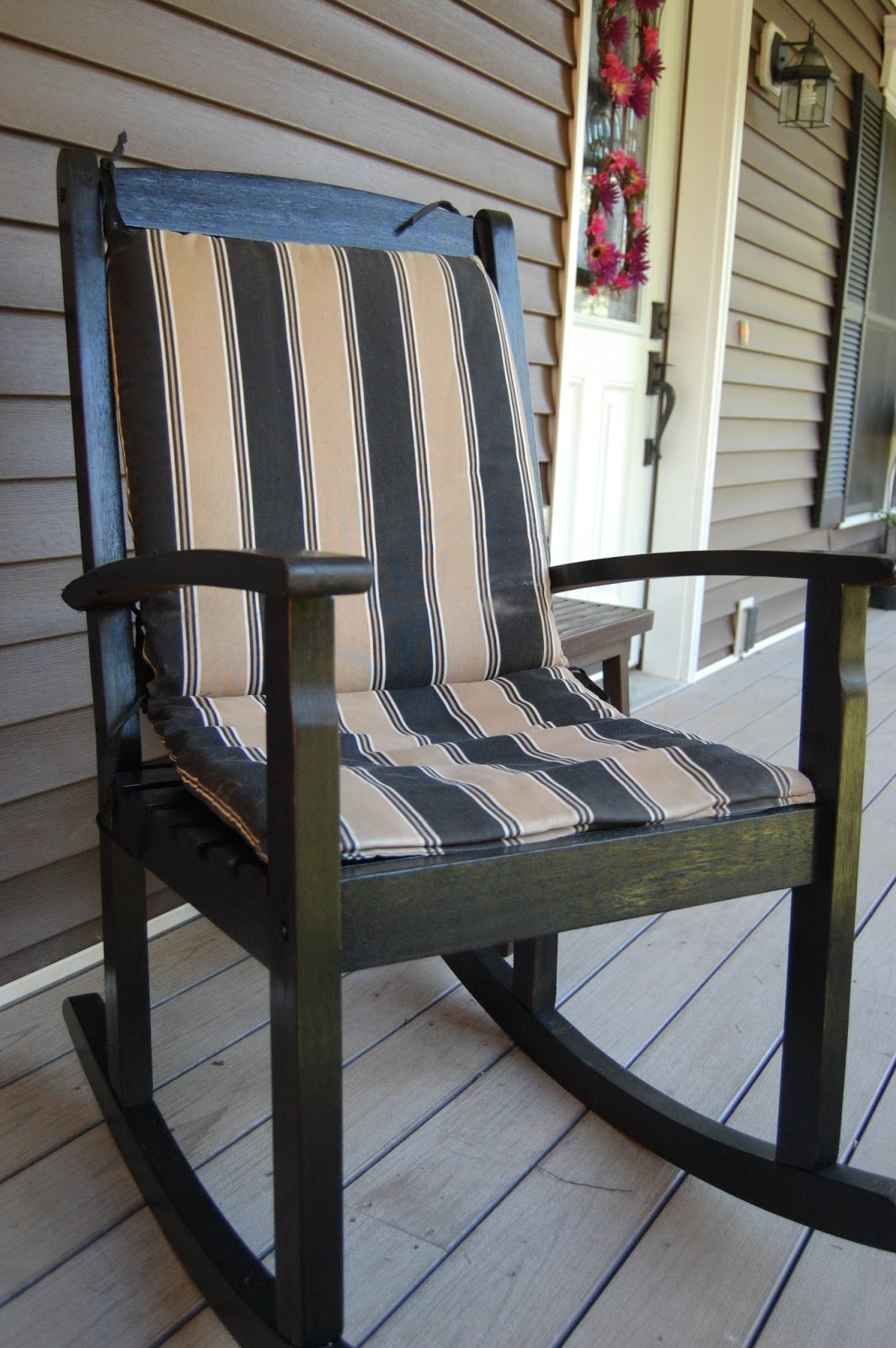 Happy House and Home Painting Outdoor Furniture