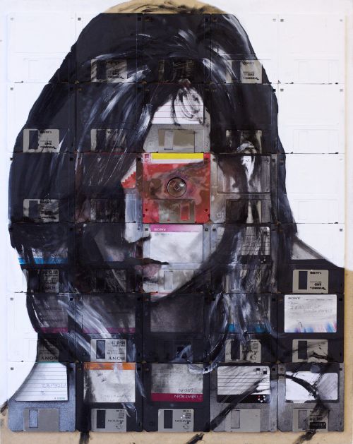 Nick Gentry pinturas retratos em disquetes