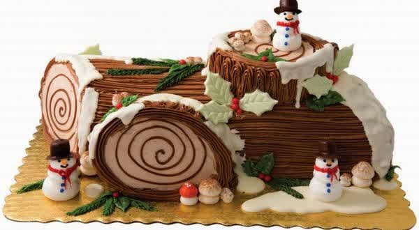 How to Make Christmas Cake Tree Trunk Sweet and Tender (Buche de Noel)