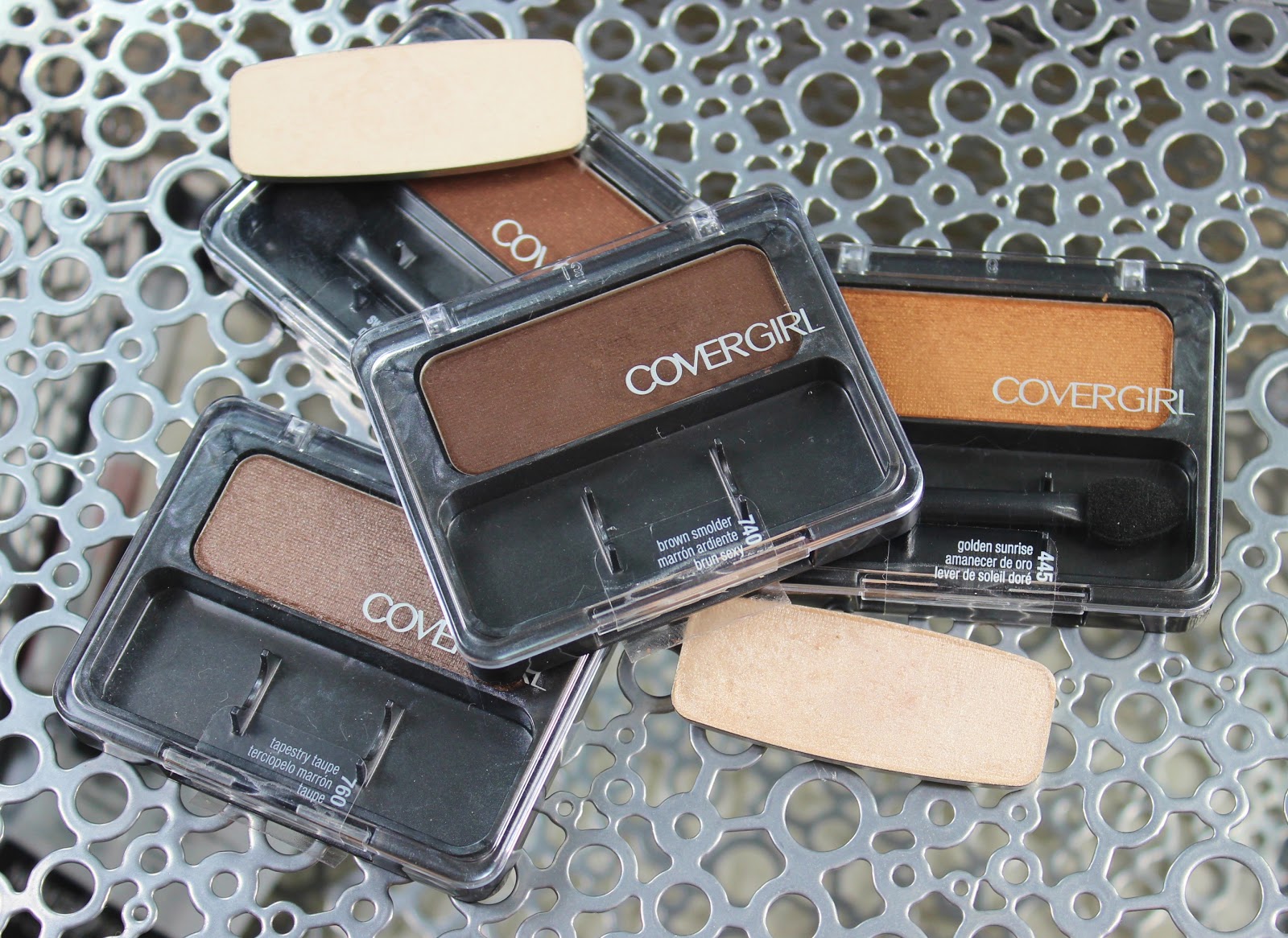 DancingWithDragQueens My Cover Girl Single Eyeshadow Collection