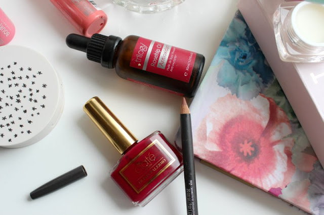 100 Beauty Blogging Prompts